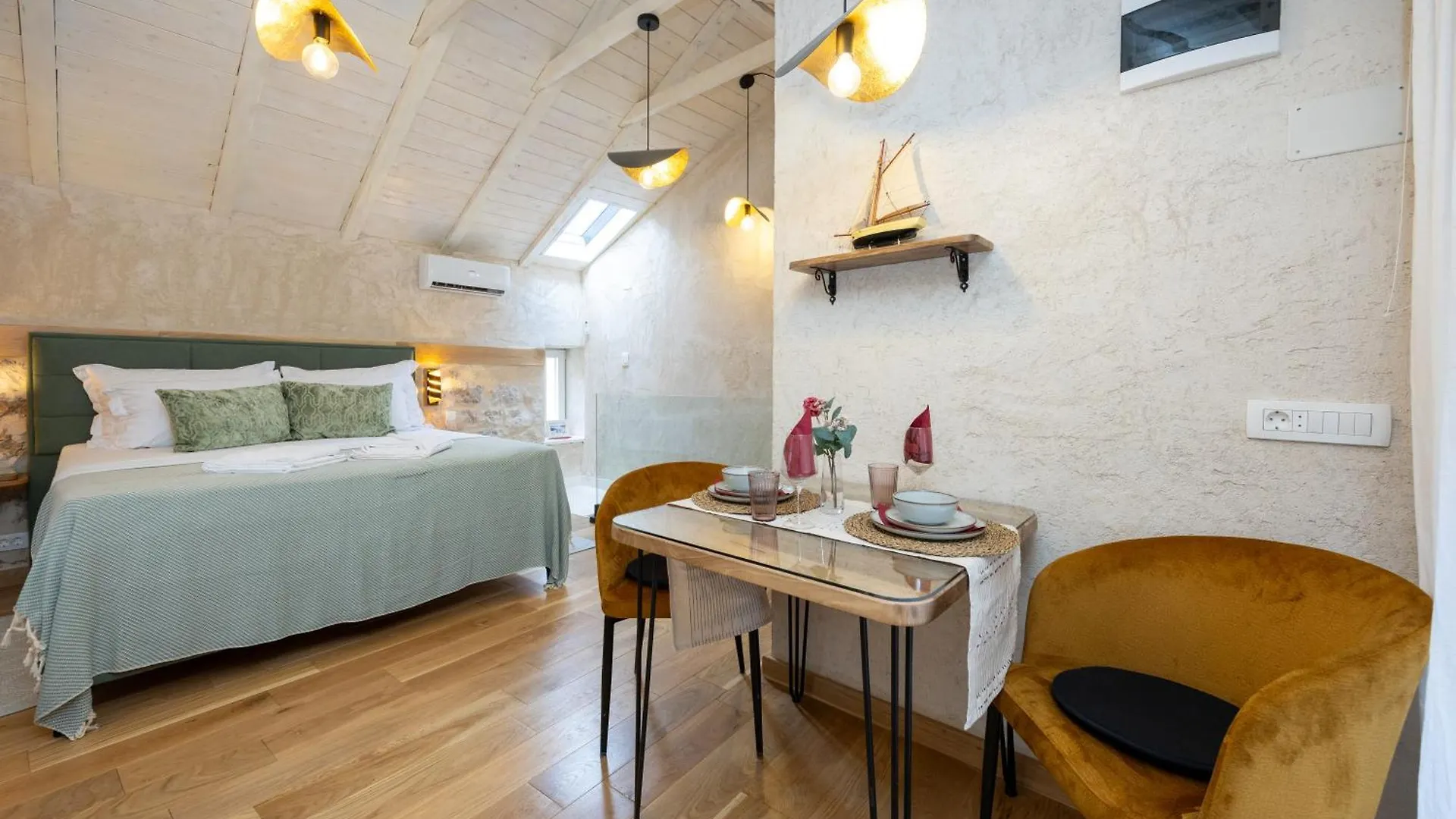 Kruna Apartments Est 2024 Split
