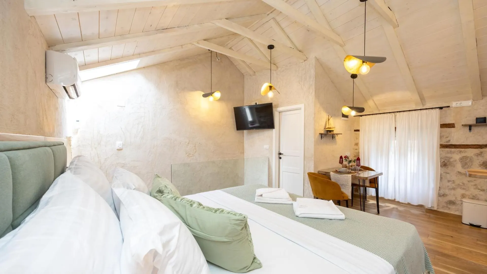 Kruna Apartments Est 2024 Split Croatia
