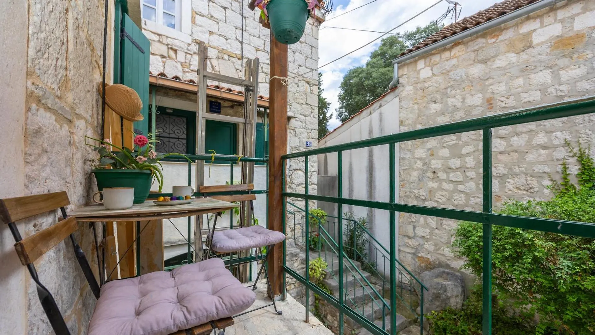 Kruna Apartments Est 2024 Split 0*,