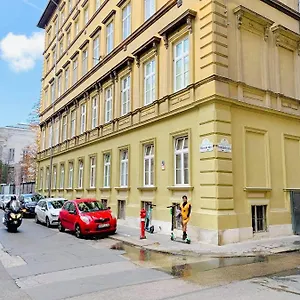 Museum Apartment Budapest